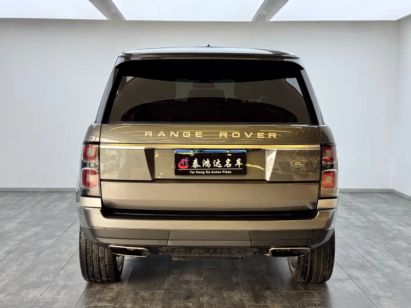 Land Rover Range Rover 2015 3.0 TDV6 Vogue фото 6