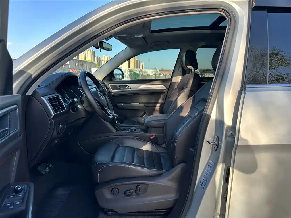 Volkswagen Teramont 2017 380TSI 4WD Luxury Edition фото 9