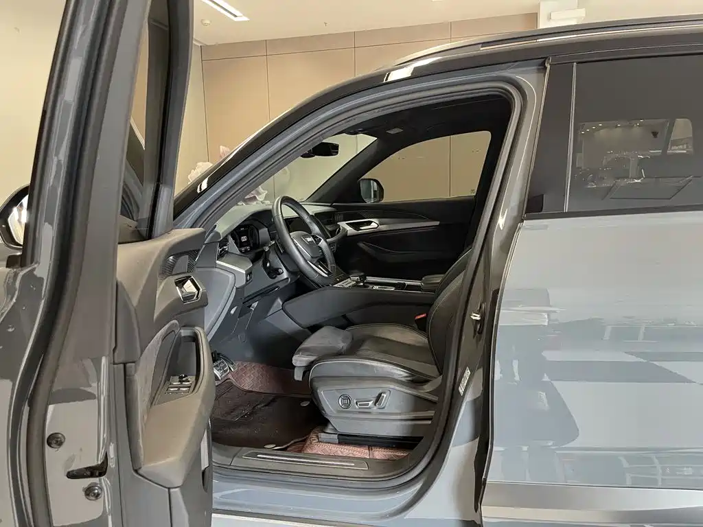 Audi Q6 2024 2024 45 TFSI quattro Qi Yun Flying Rider Package 7-seater