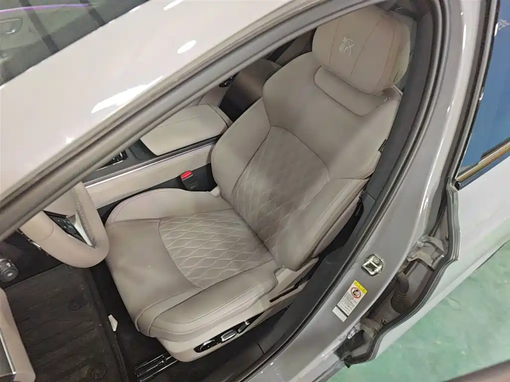 BYD Han 2025 DM-i 125KM LiDAR Smart Driving фото 15