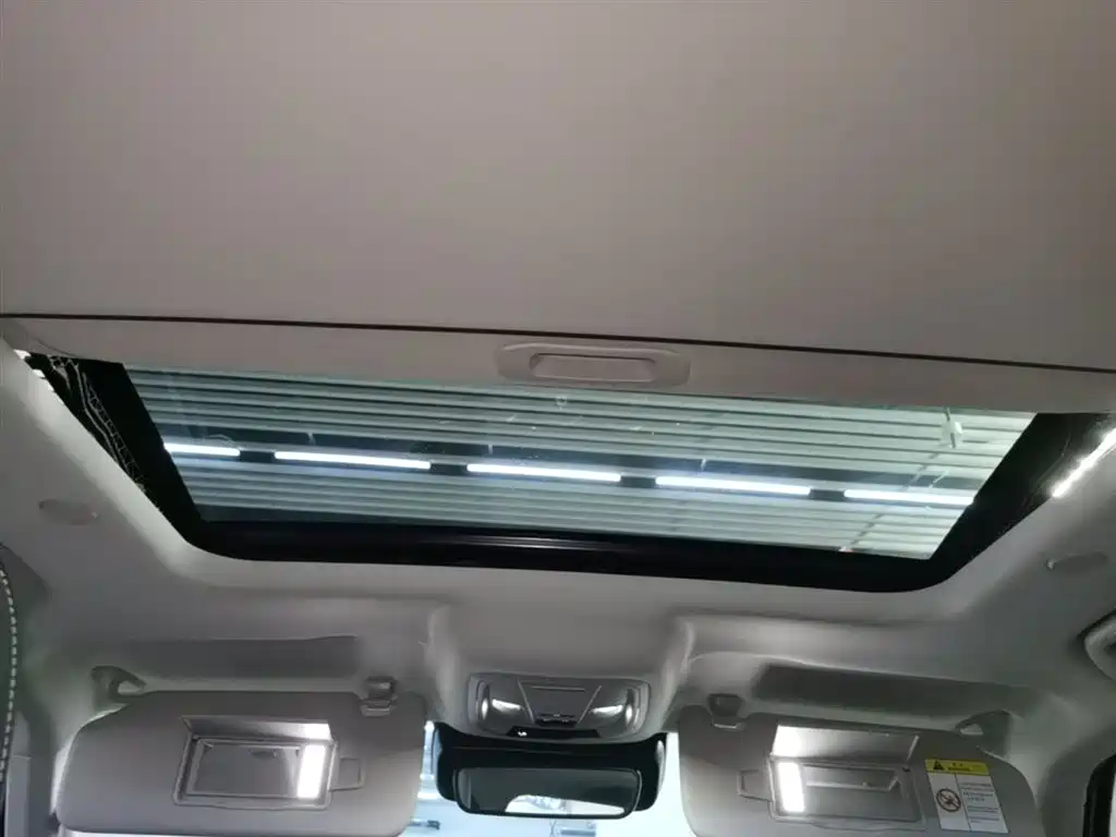 Tank 300 2024 2.0T Explorer фото 18