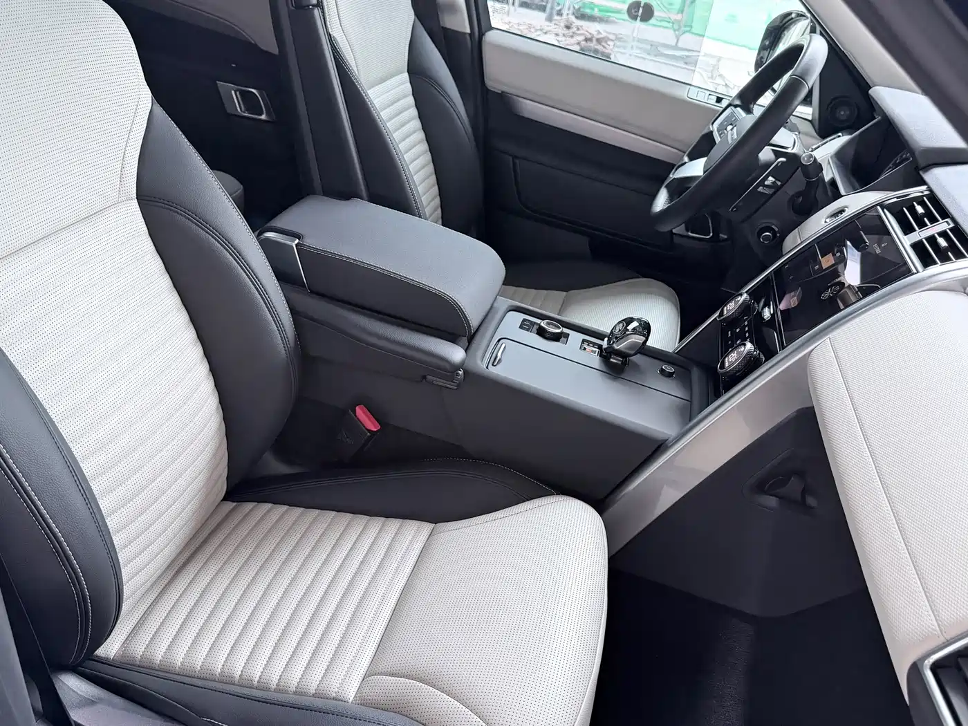 Land Rover Discovery 2023 2023 360PS R-Dynamic SE