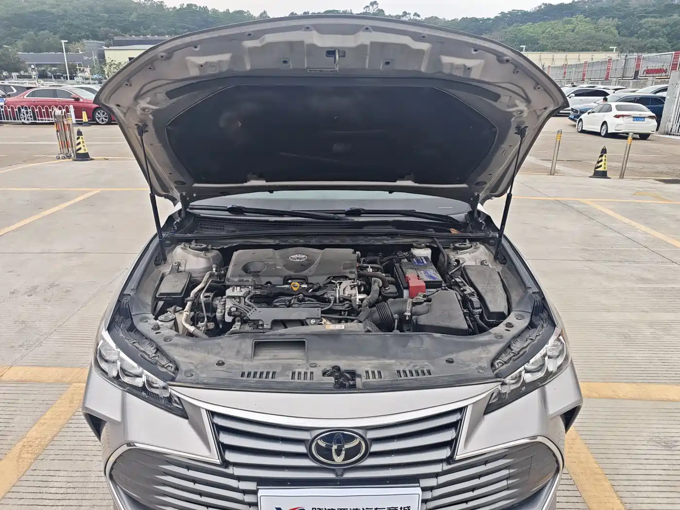 Toyota Avalon 2019 2.5L Progressive Edition China VI фото 15