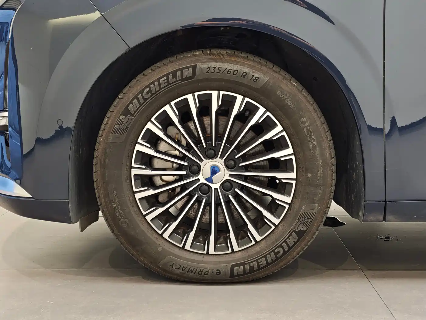 Denza D9 2025 Model DM-i Smart Drive Edition 1020 AWD Flagship фото 7