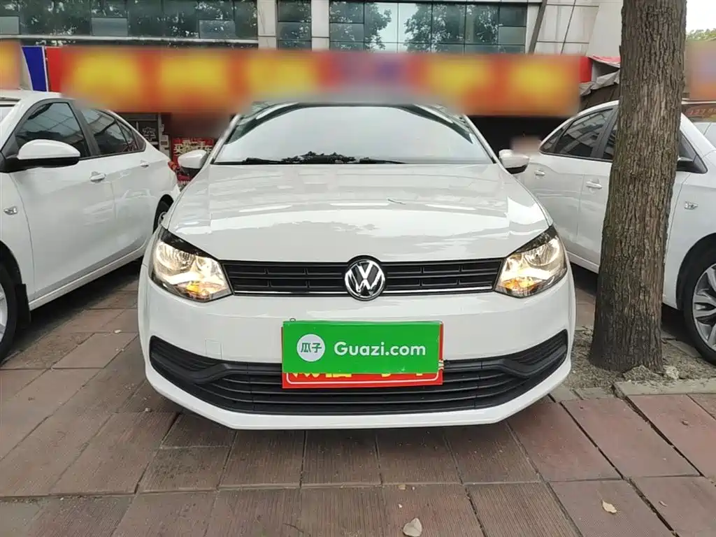 Volkswagen Polo 2016 1.4L Automatic Trend фото 3