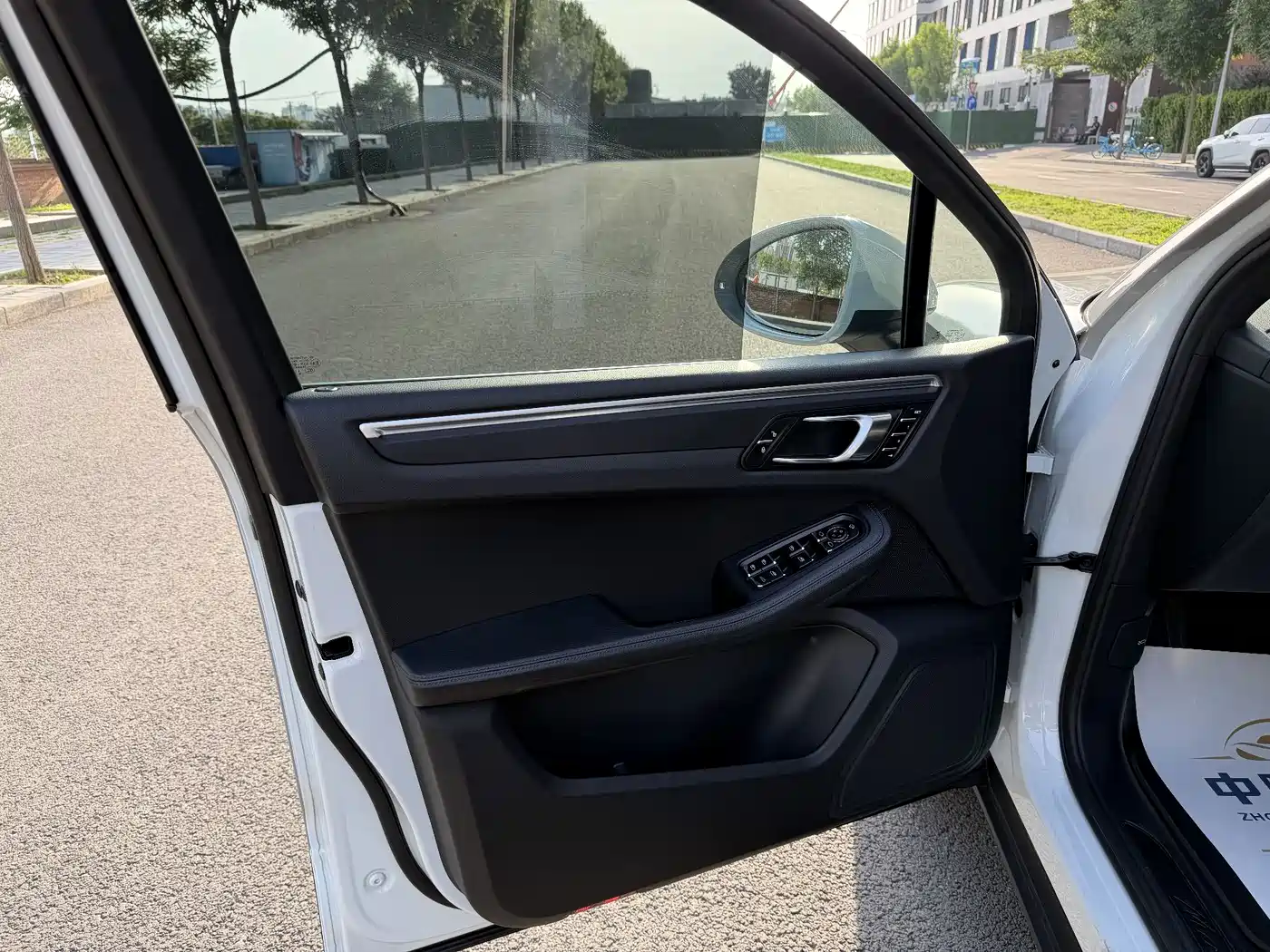 Porsche Macan 2018 Macan 2.0T фото 8