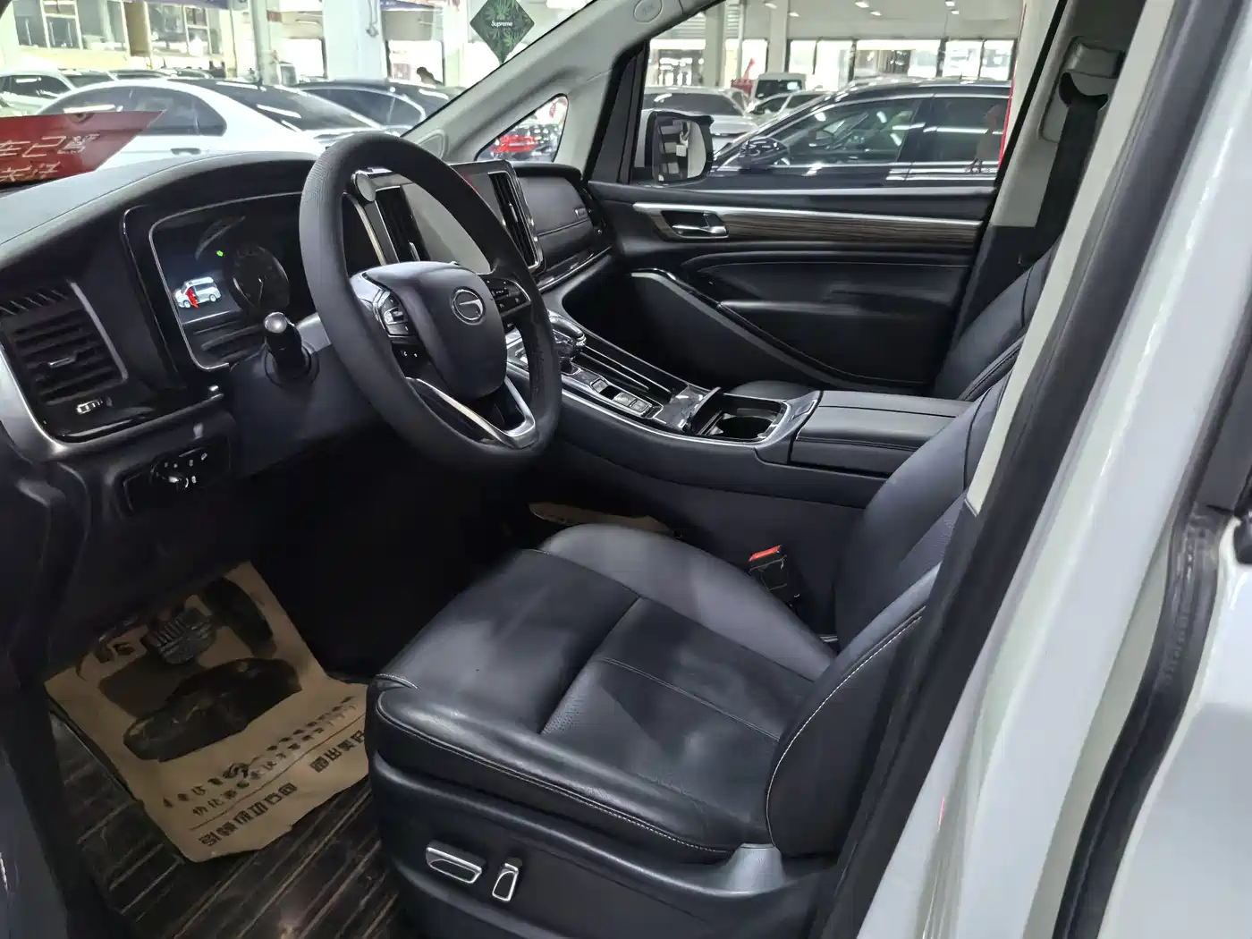 GAC Trumpchi Trumpchi M8 2021 Leading Show Series 390T Luxury Edition фото 5