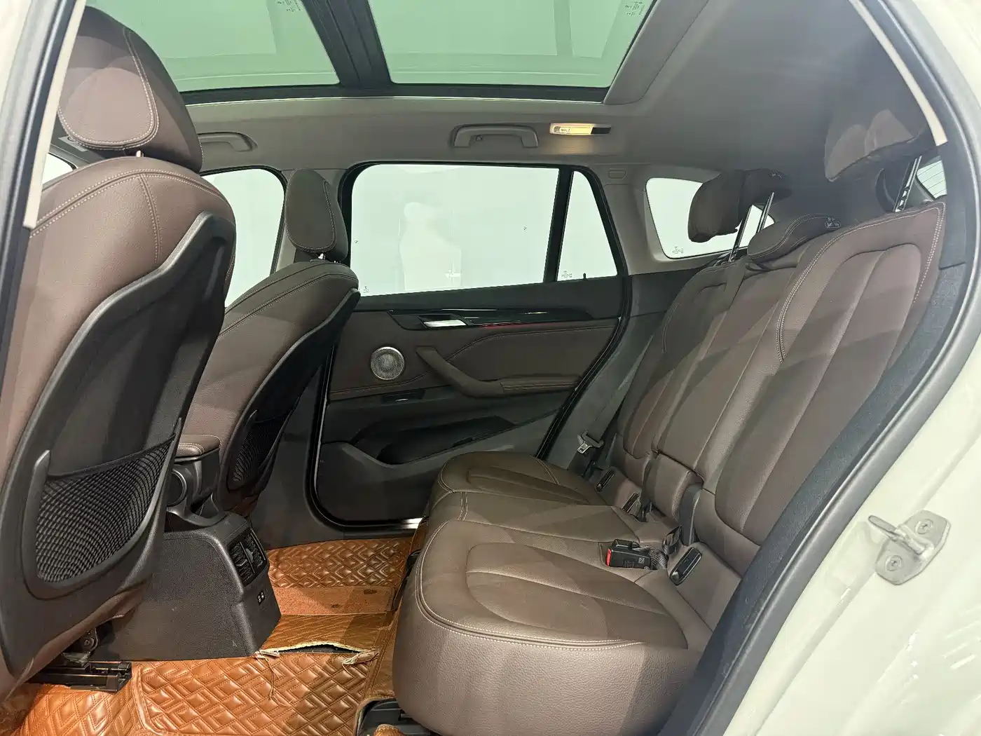 BMW X1 2022 sDrive25Li Leading фото 16