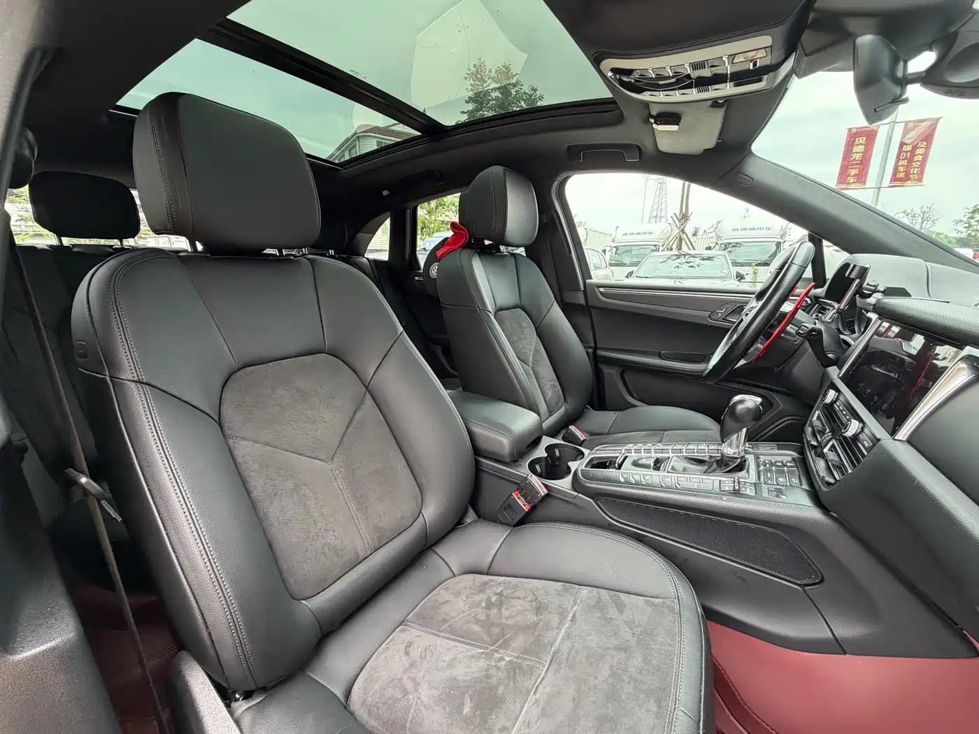 Porsche Macan 2020 Macan 2.0T фото 14
