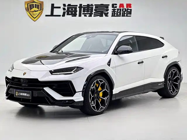 LAMBORGHINI URUS 2023
