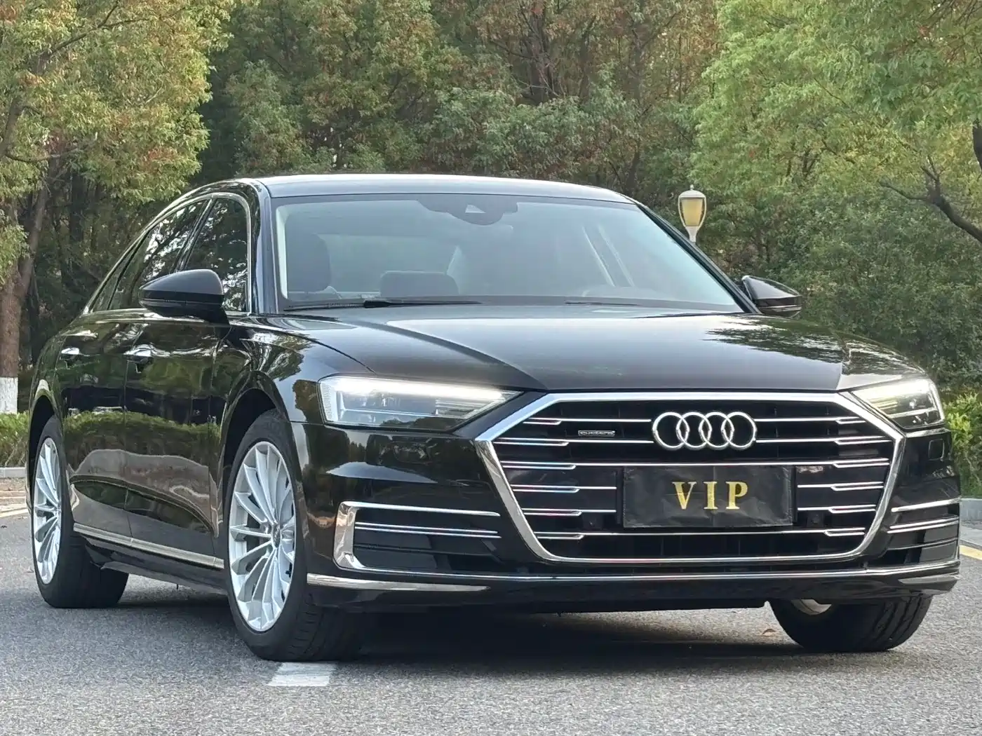 Audi A8 2019 Facelift Plus A8L 50 TFSI quattro Comfort фото 3