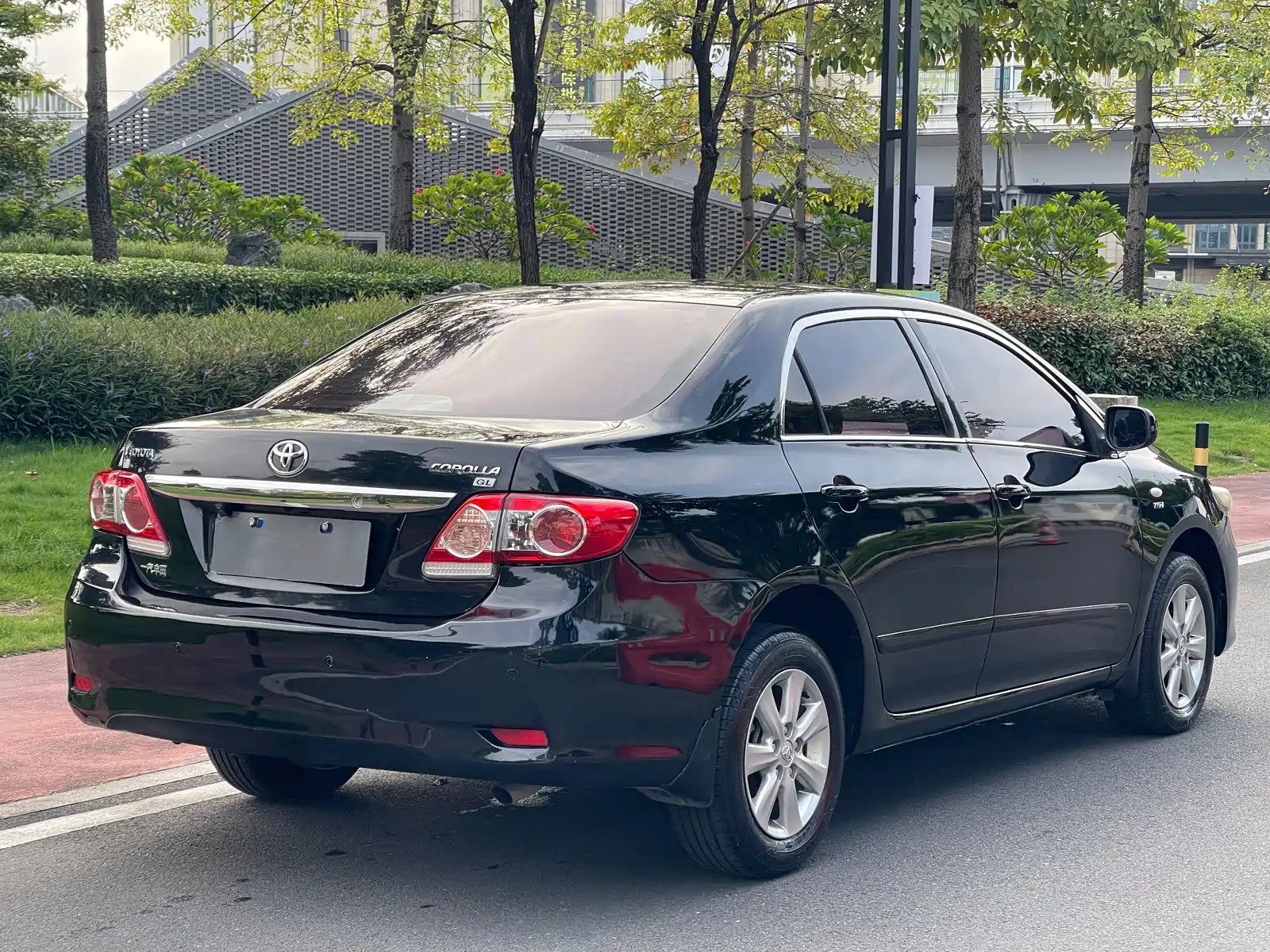 Photo 4 - Toyota Corolla