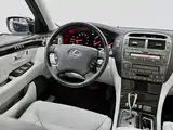 Фото 17 - Lexus LS