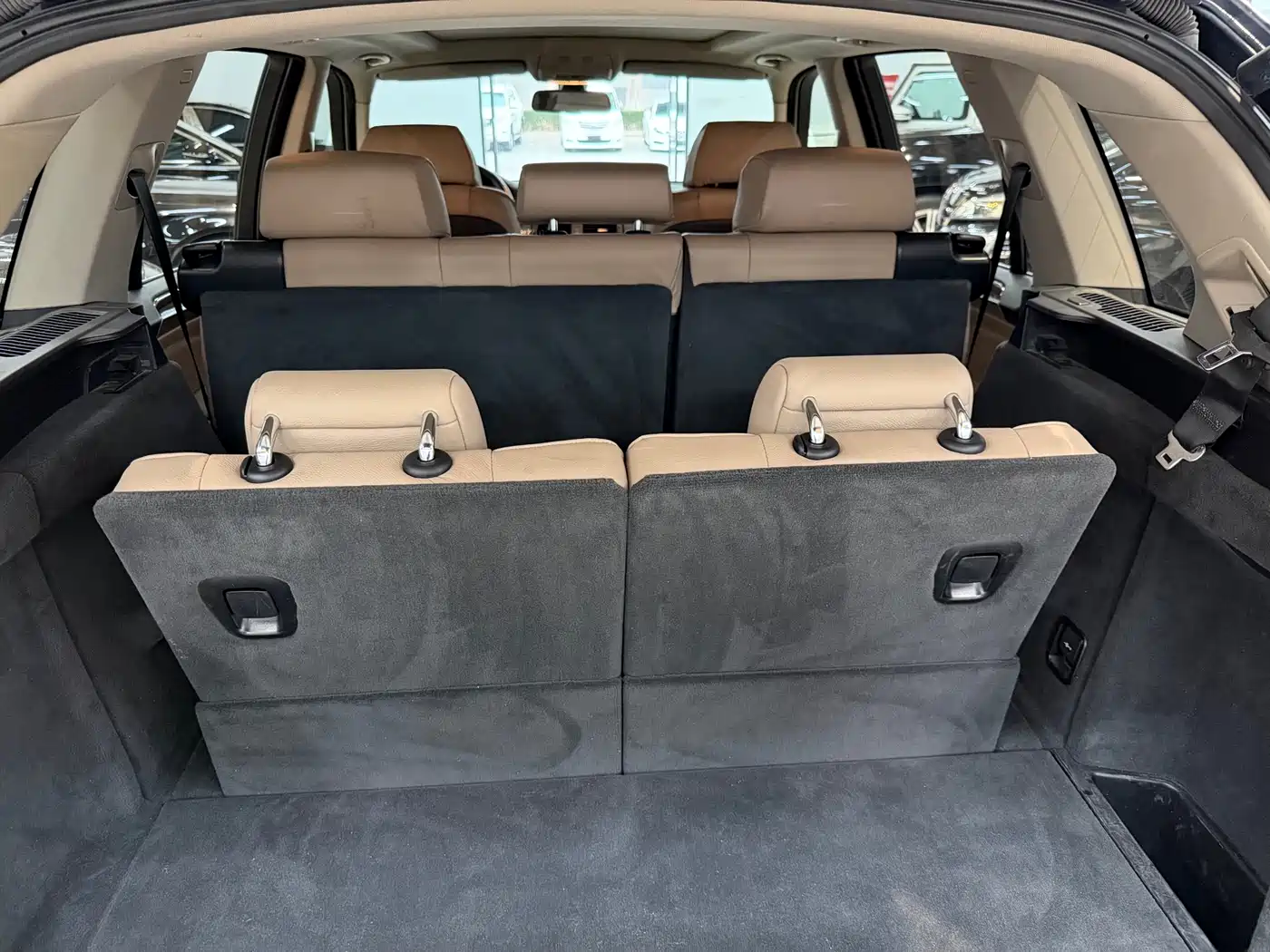 BMW X5 (Import) 2008 Model xDrive48i Luxury Type фото 25