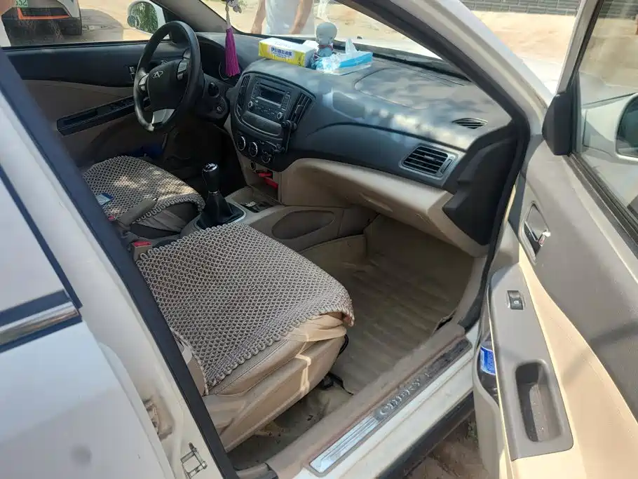 Chery E5 2013 2011 1.5L Manual Premium