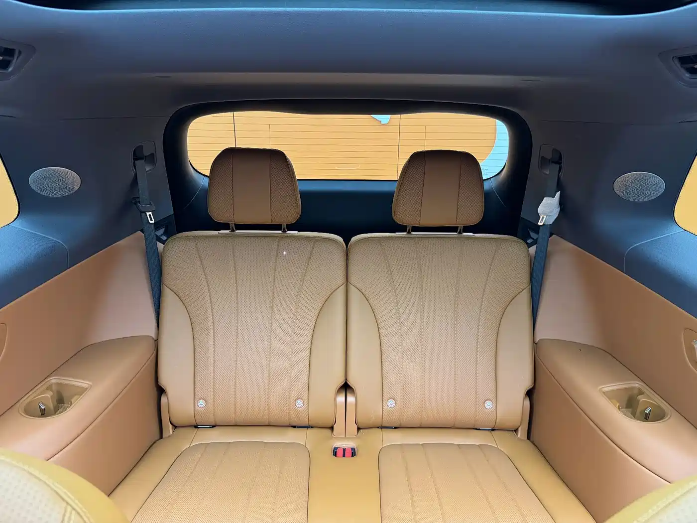 AITO Wenjie AITO M8 2026 2025 Extended Range Ultra 53.4kWh 6-Seater