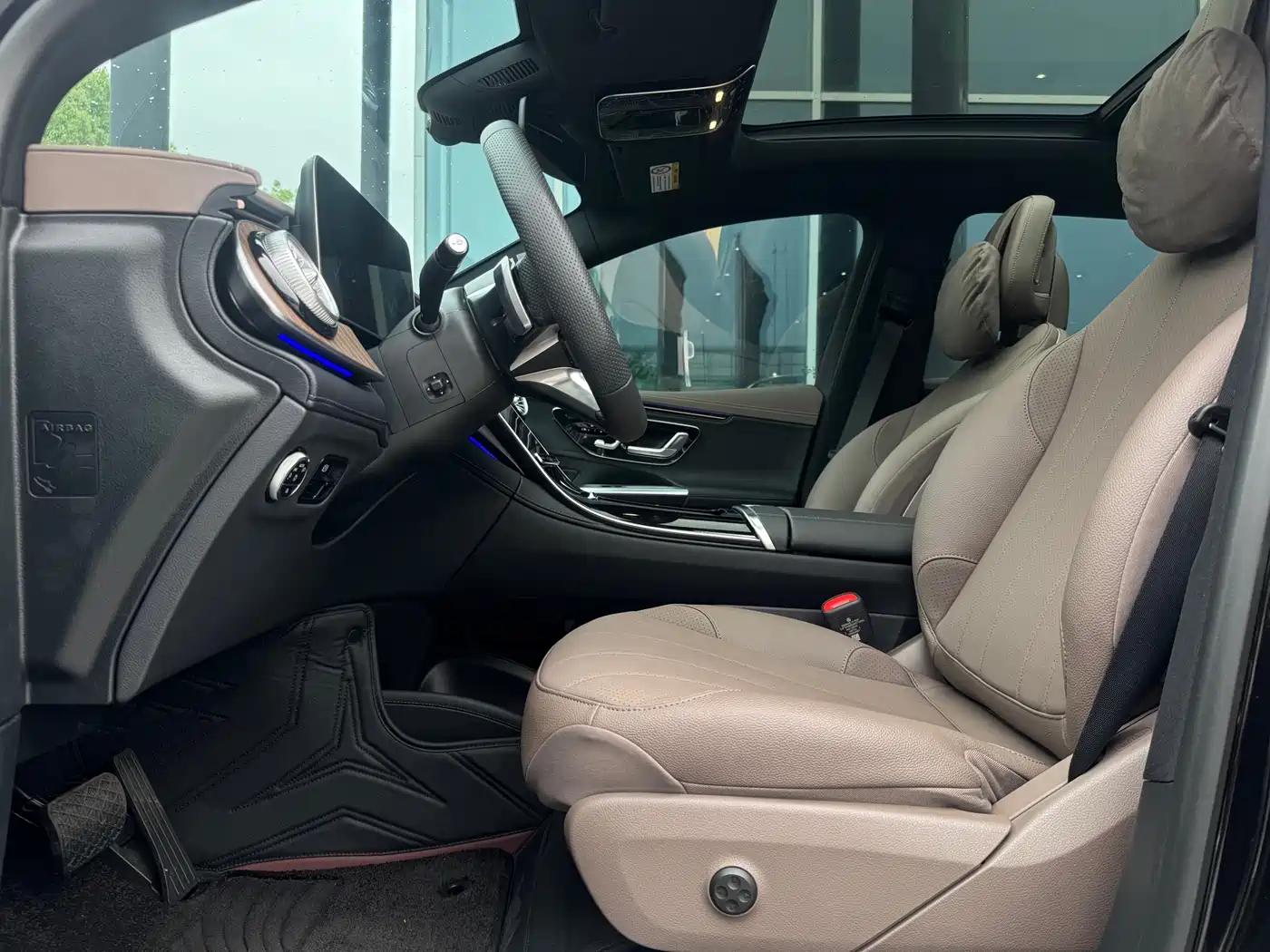 MERCEDES-BENZ EQE SUV