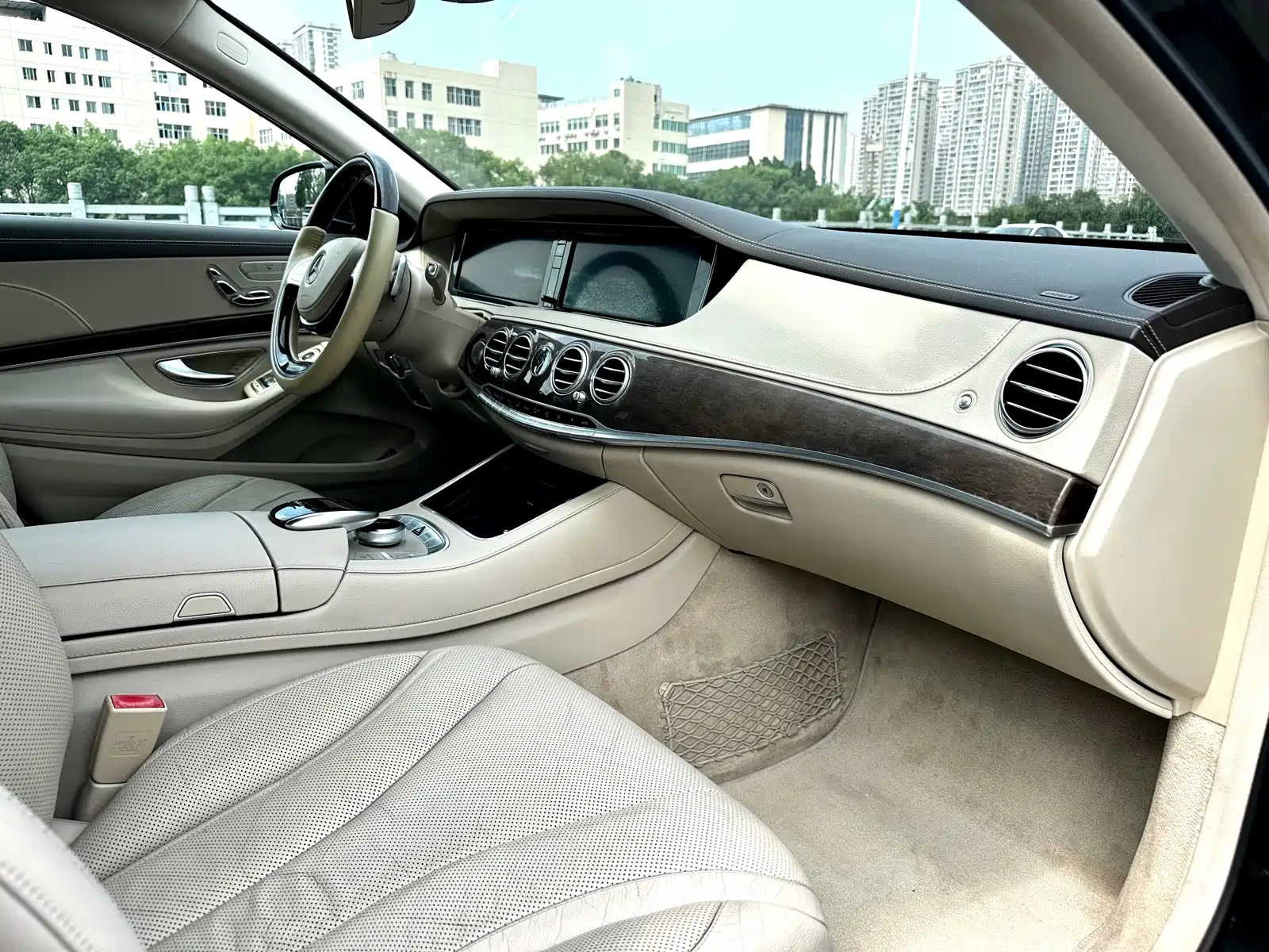 Фото 7 - Mercedes-Benz S-Class