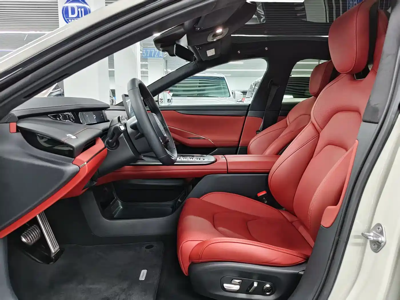 Xiaomi Auto Xiaomi SU7 2024 AWD Extended Range Advanced Smart Driving Max Edition фото 4