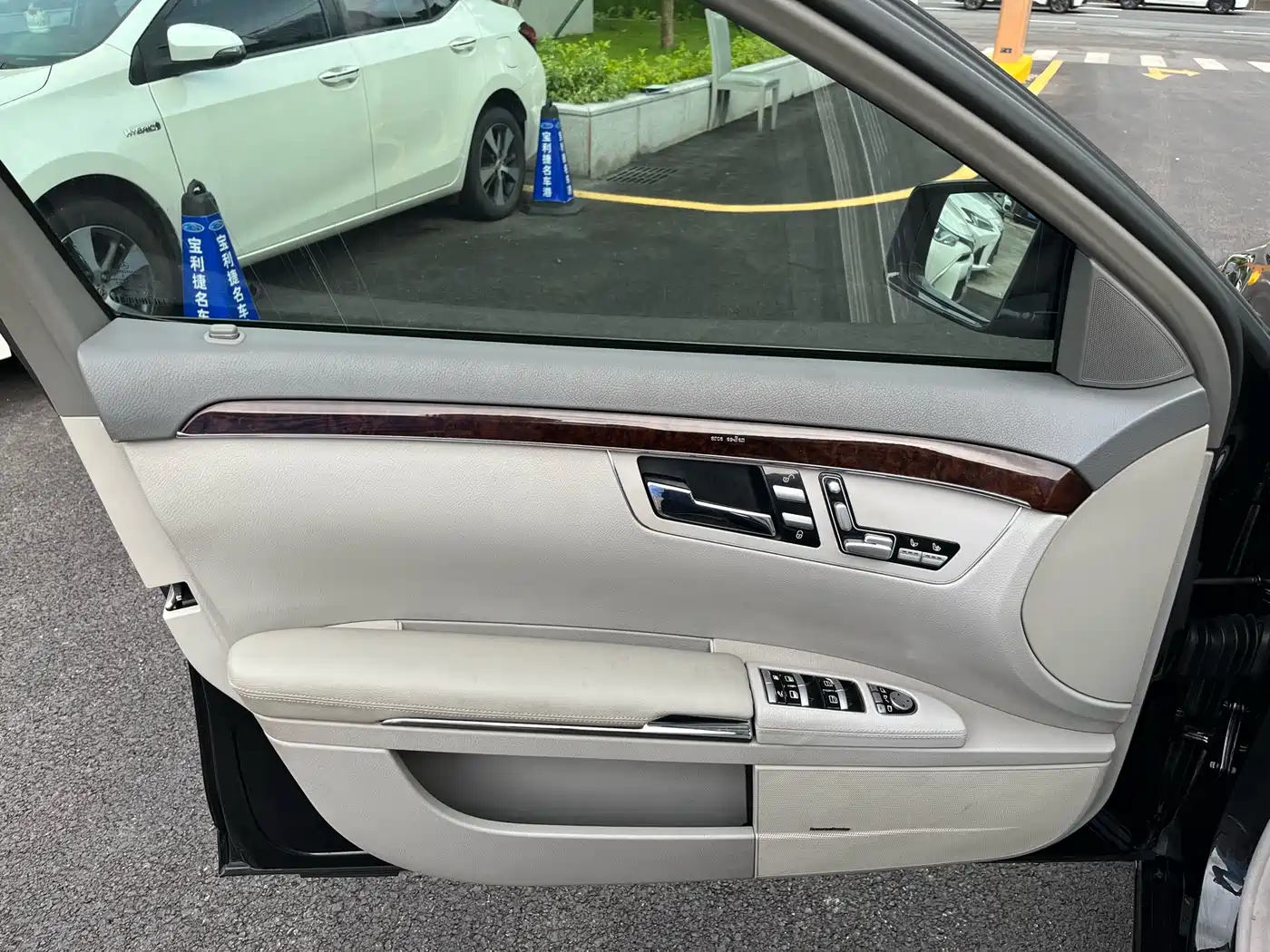 Mercedes-Benz S-Class 2009 2010 Model S 400 L HYBRID