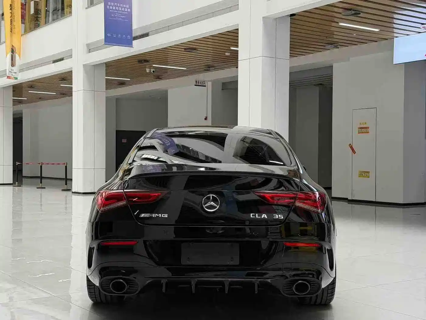 Mercedes-Benz CLA AMG 2023 AMG CLA 35 4MATIC фото 3