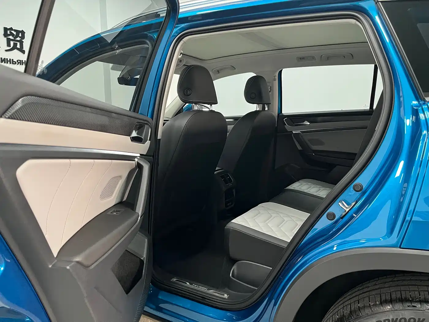 Volkswagen Tayron 2023 280TSI 2WD Luxury Plus Advanced Edition фото 8