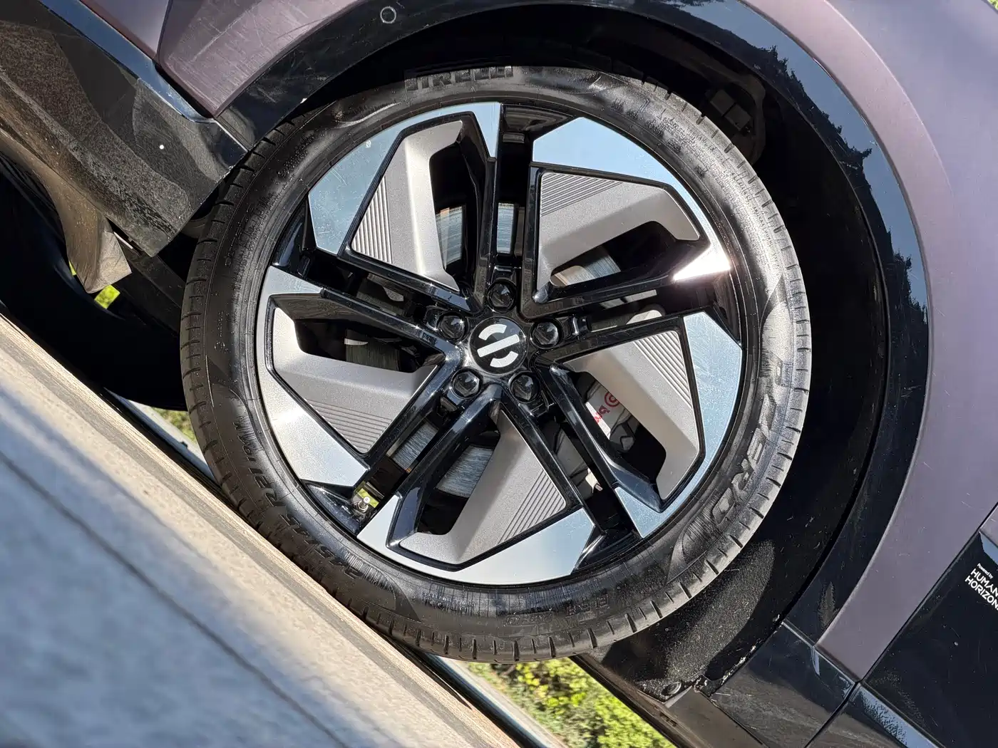 HiPhi Y 2023 2023 765km Flagship Edition