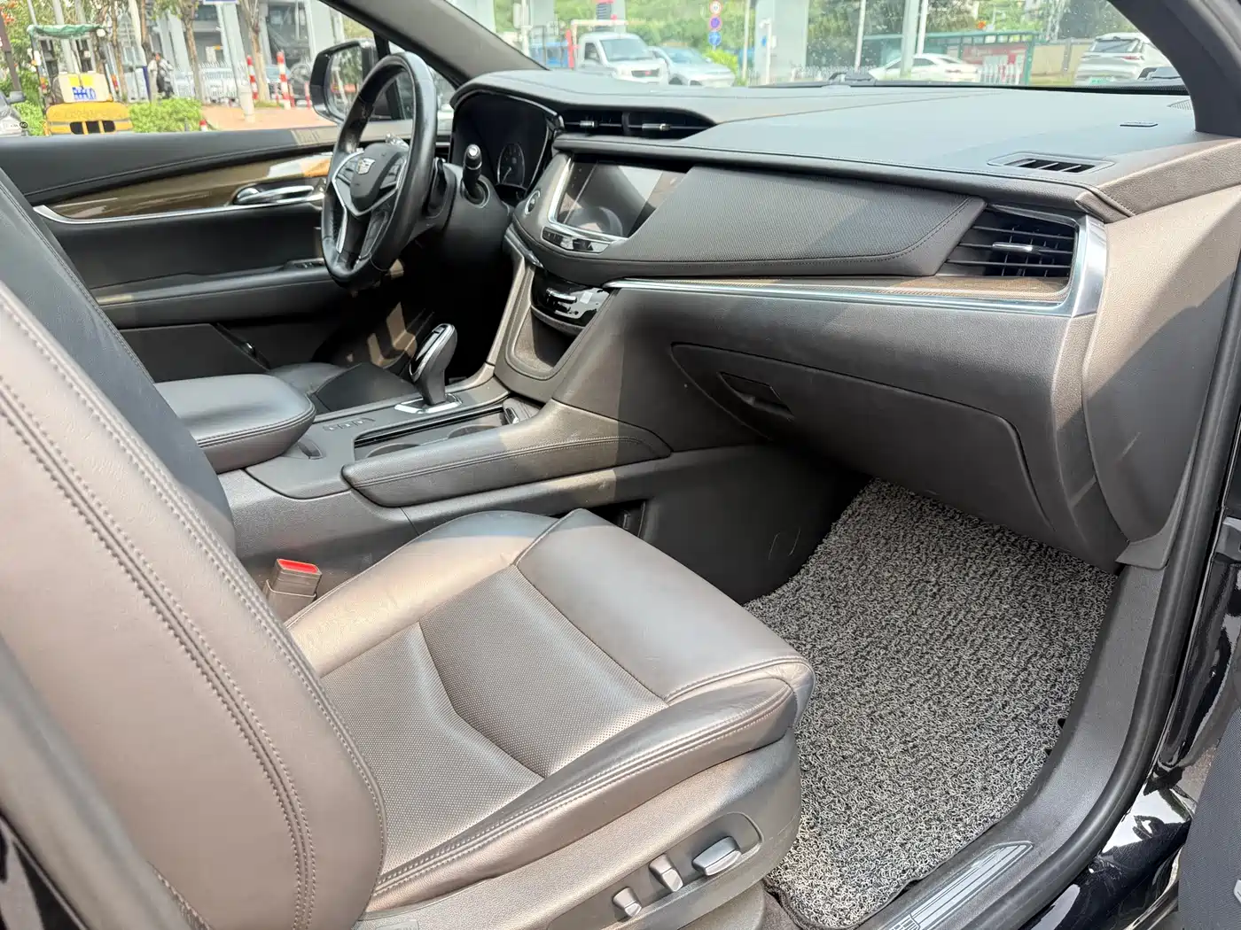 Cadillac XT5 2018 28E 4WD Leading фото 9
