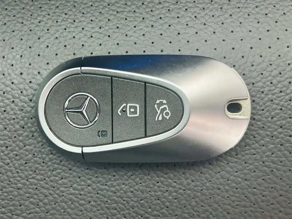 Mercedes-Benz C-Class 2023 C 260 L Sport фото 13