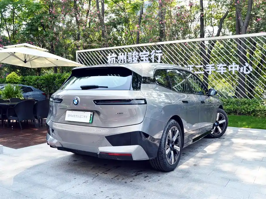 BMW iX 2023 Facelift xDrive50 фото 3
