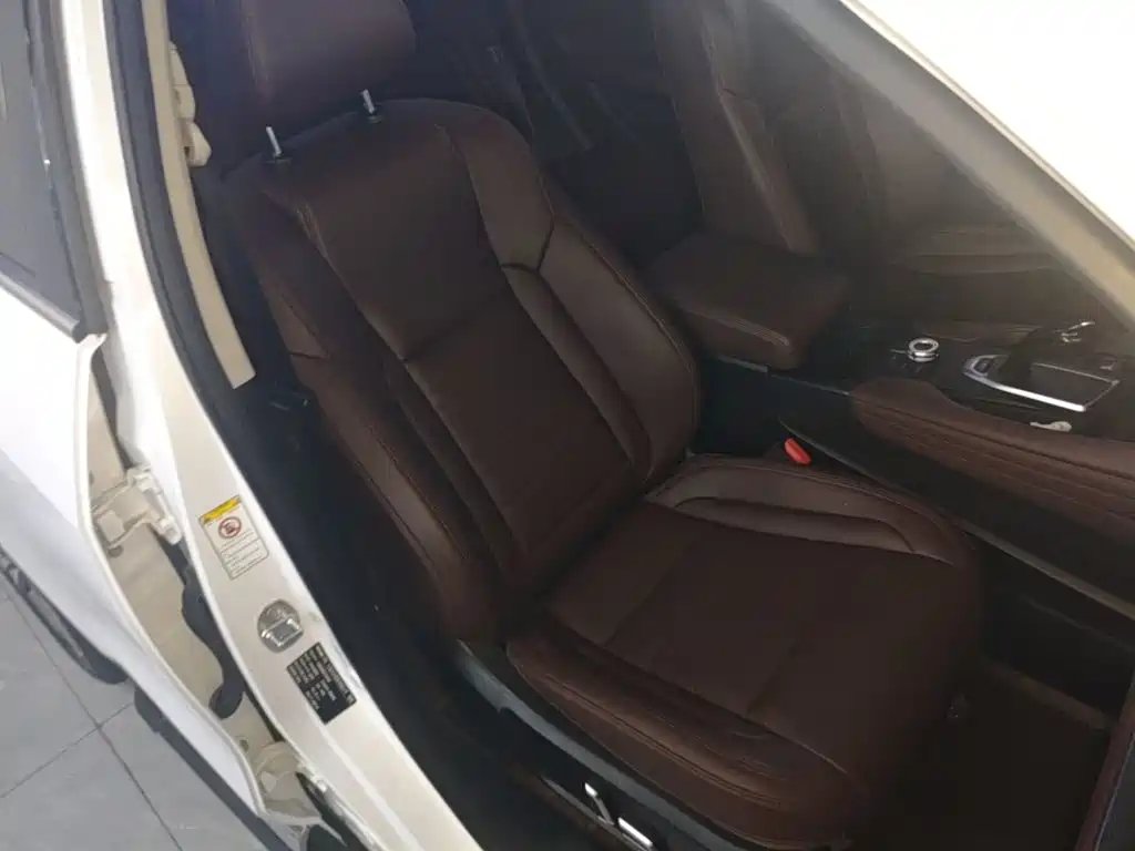 Фото 25 - Haval F7