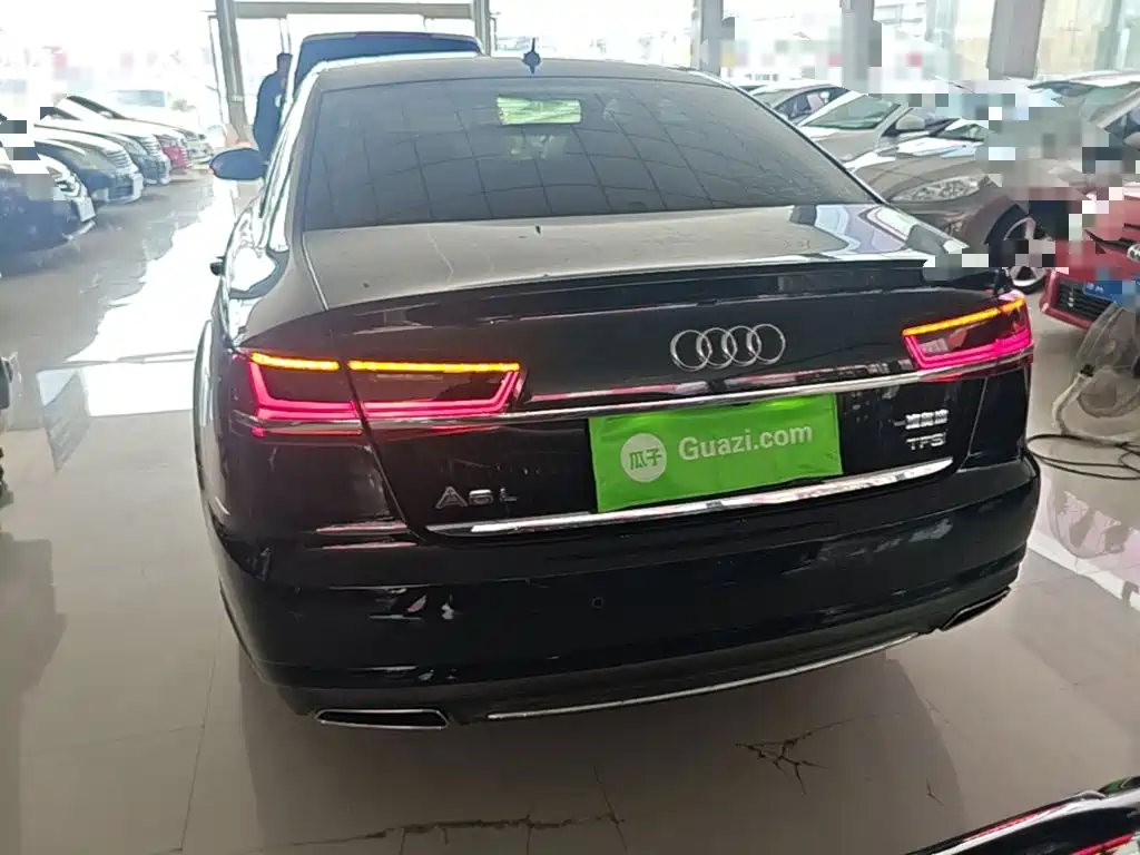 Фото 6 - Audi A6L