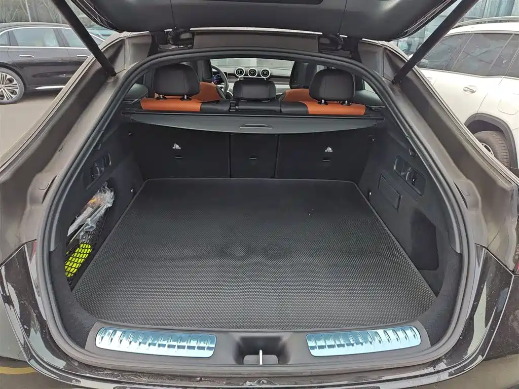 MERCEDES-BENZ GLC COUPE
