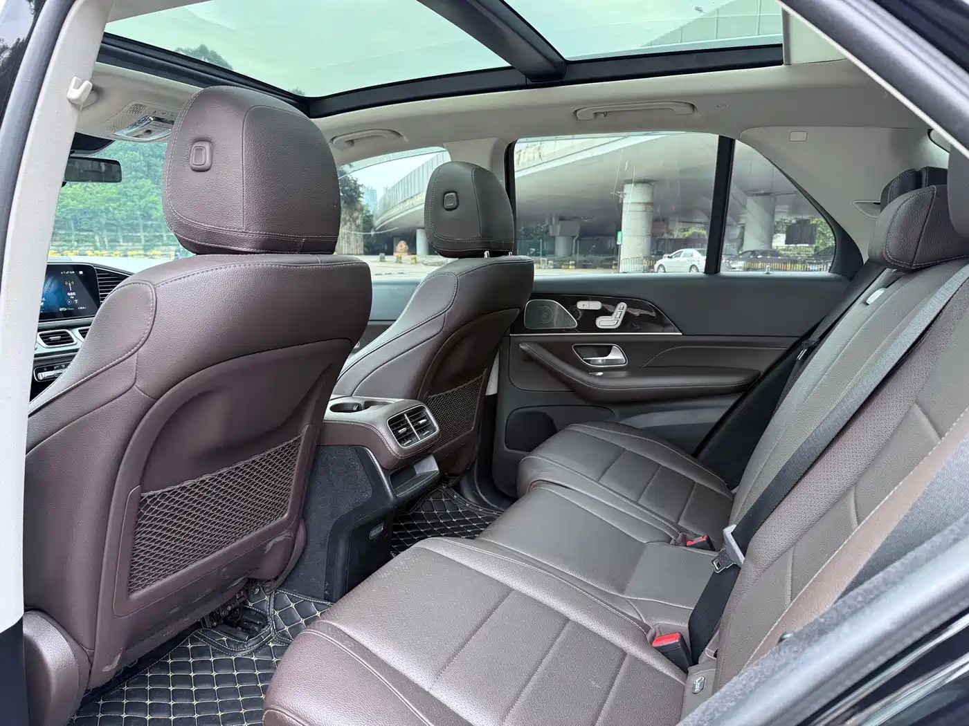 Mercedes-Benz GLE, миниатюра 7