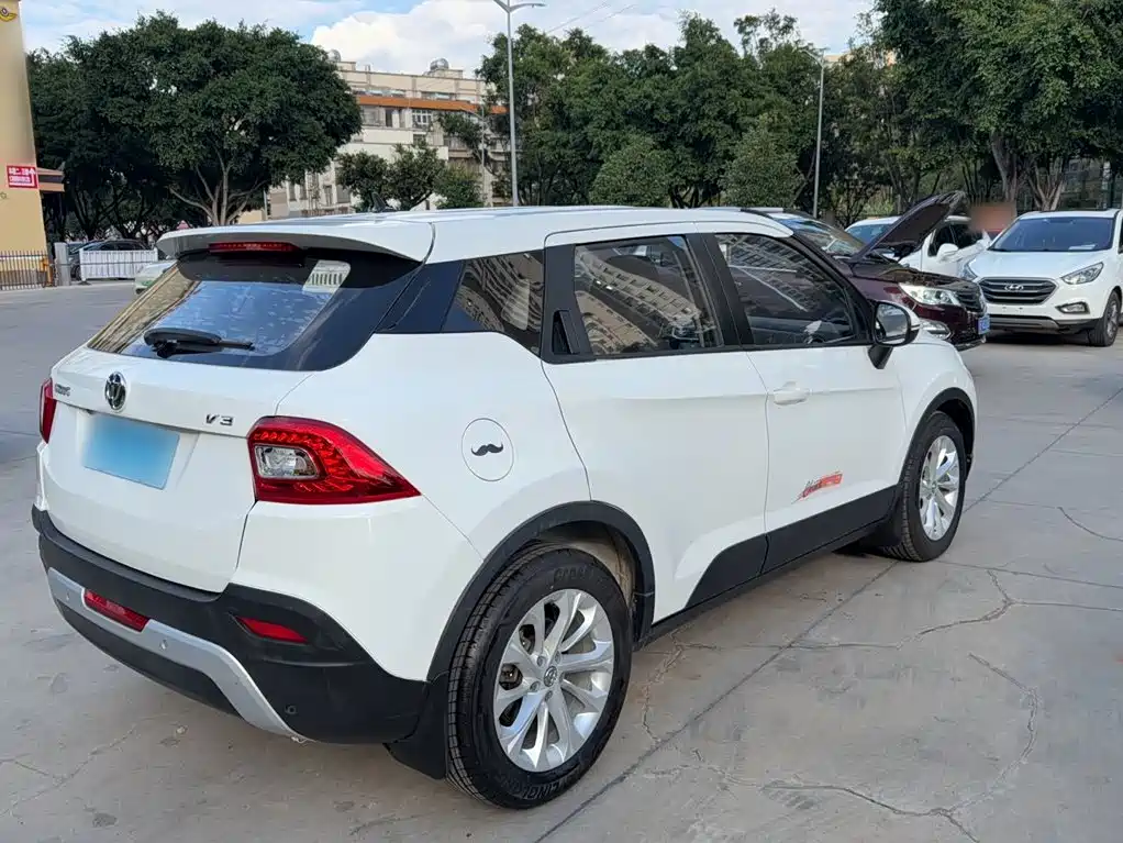 Zhonghua V3 2016 2015 1.5L Manual Smart Edition