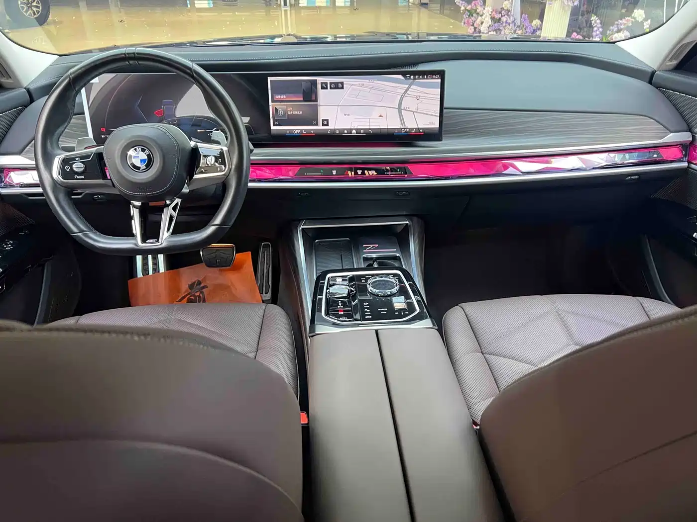 BMW 7 Series 2023 Model 735Li M Sport Package фото 9