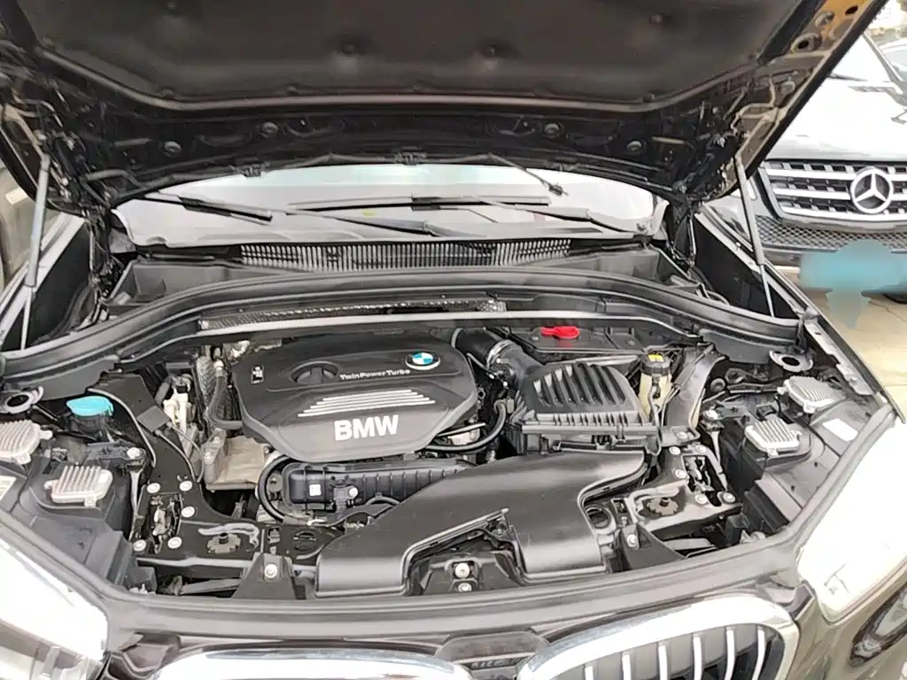 Фото 16 - BMW X1