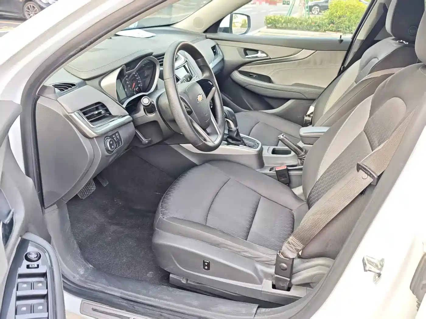 Chevrolet Malibu 2017 1.5T Automatic Comfort Edition фото 12