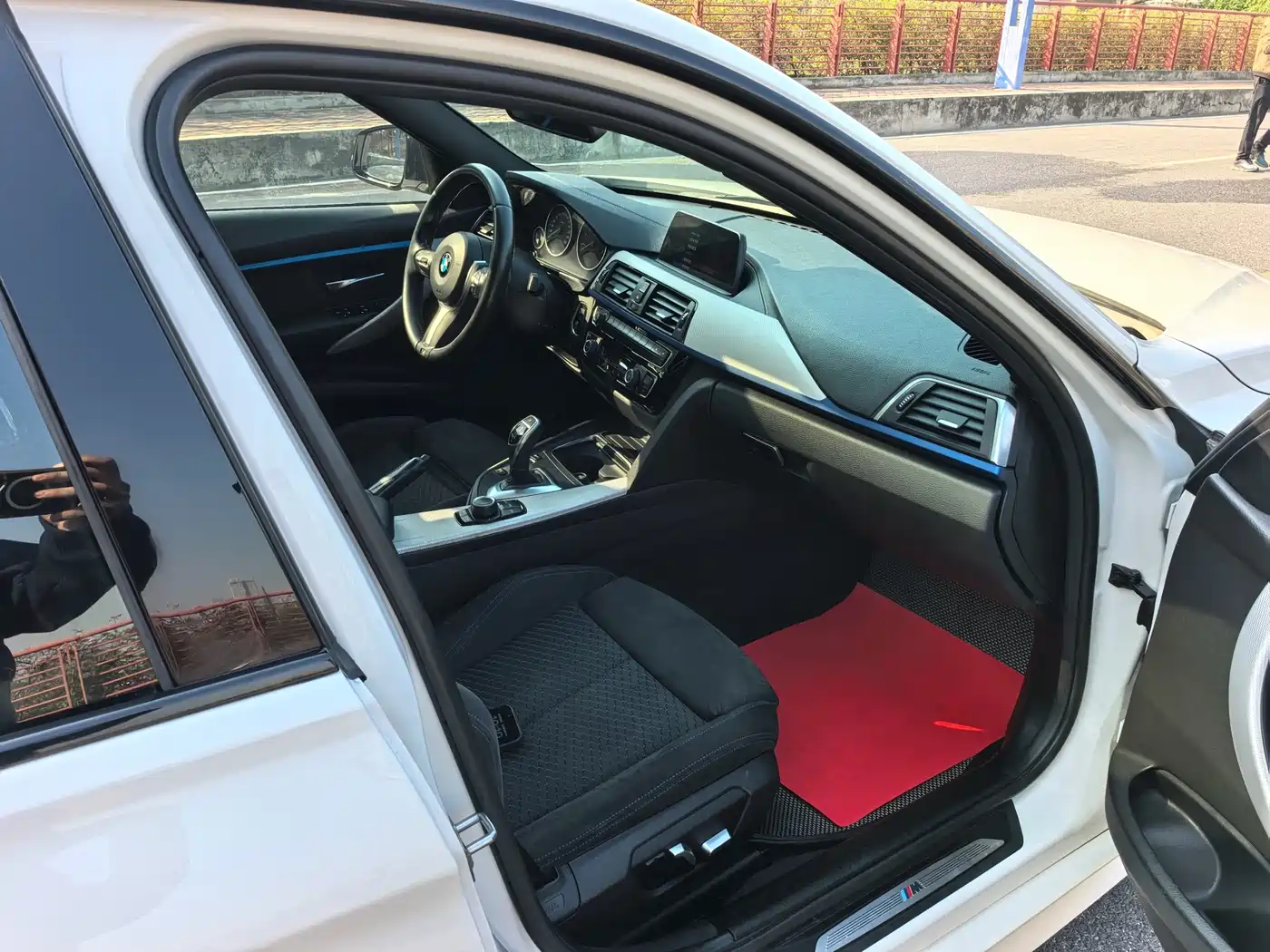 BMW 3 Series 2018 320i M Sport Package фото 13