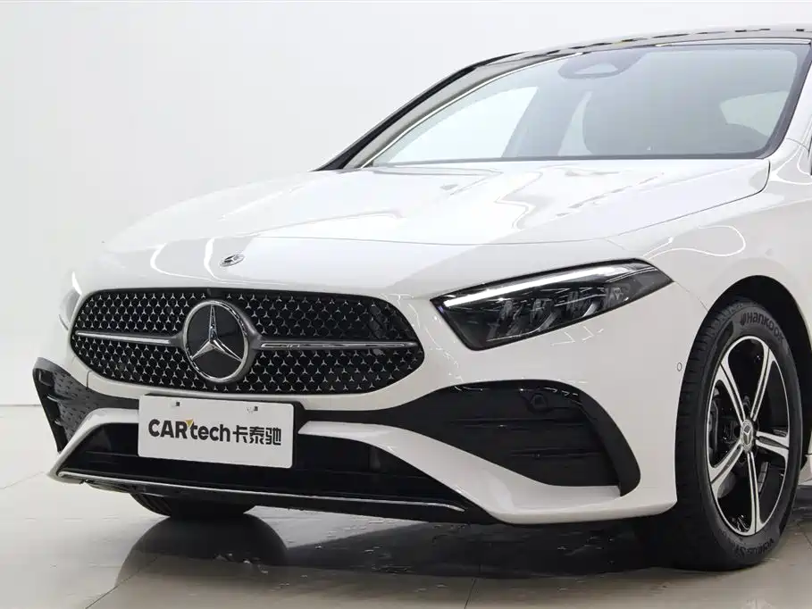 Mercedes-Benz A-Class 2024 A 200 L Fashion Edition фото 23