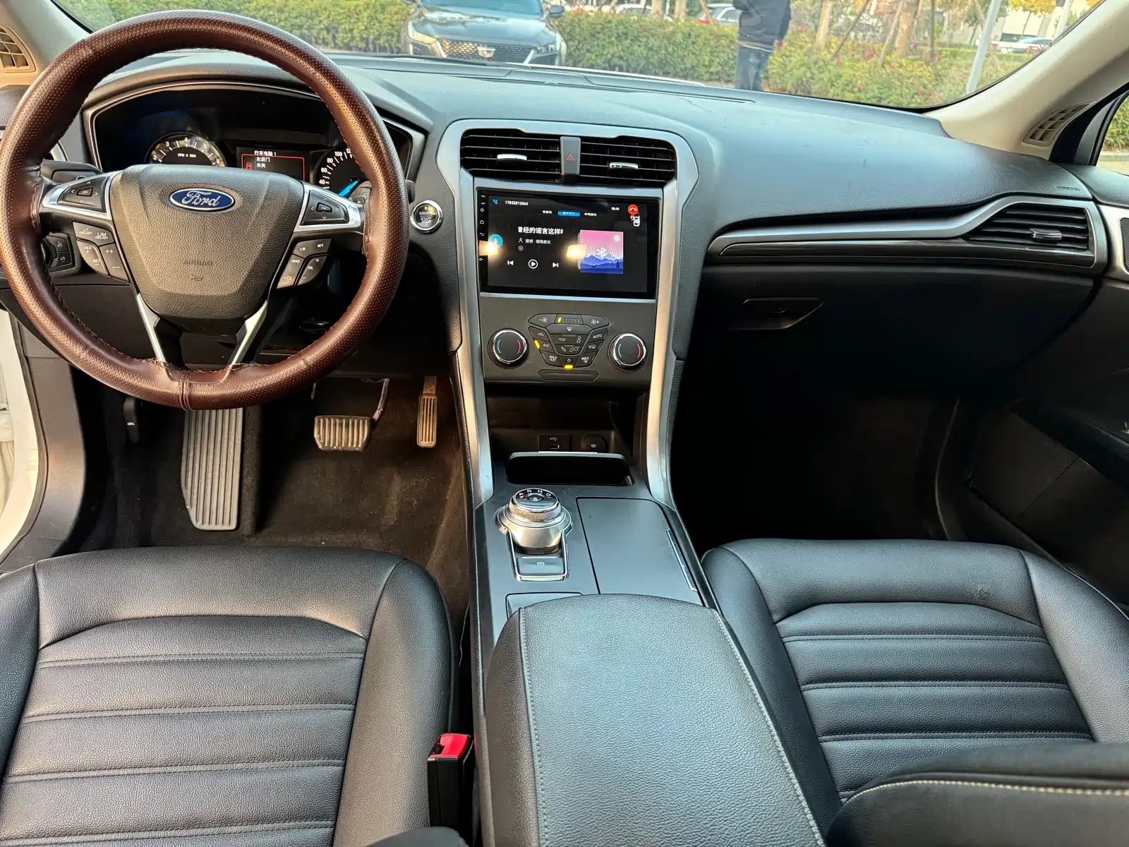 Фото 6 - Ford Mondeo