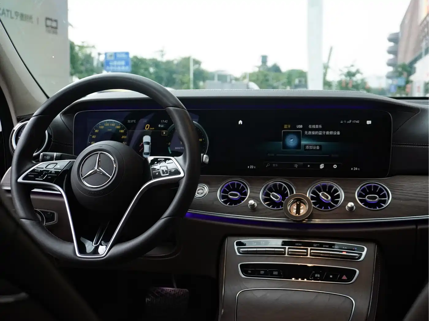Mercedes-Benz E-Class 2021 E 300 L Premium фото 22