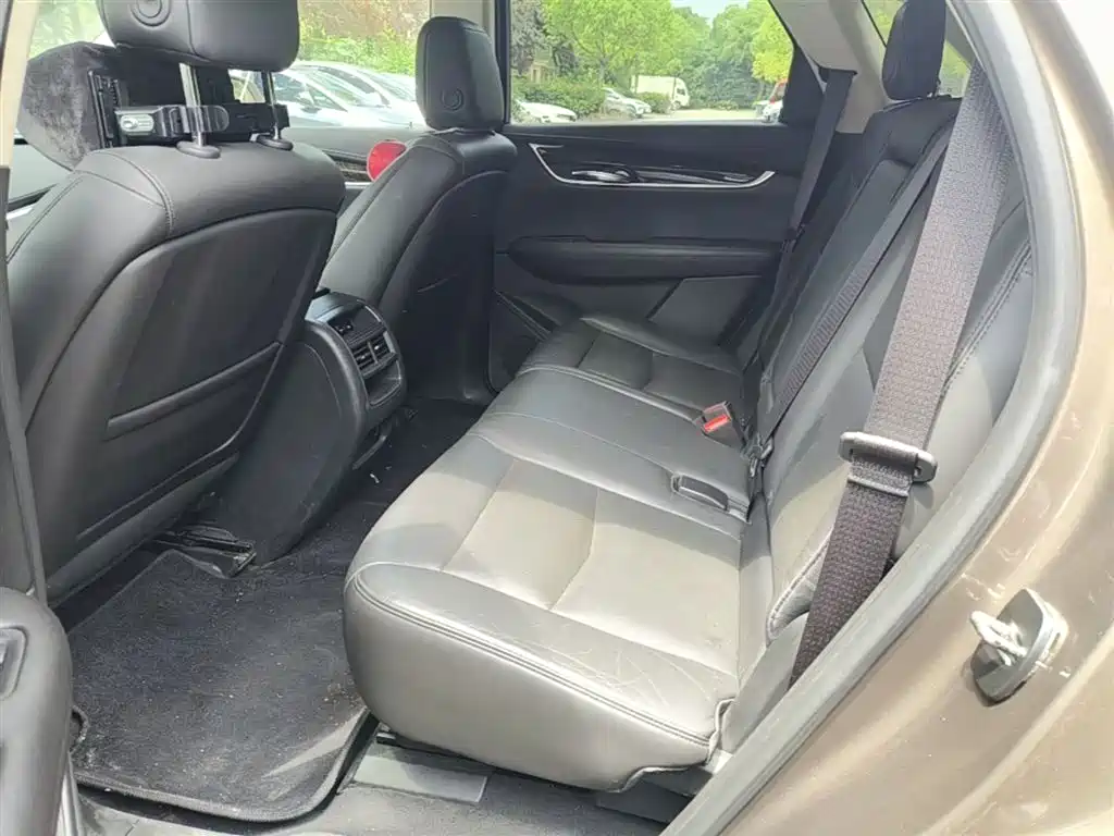 Cadillac XT5 2016 25T Luxury Model фото 17