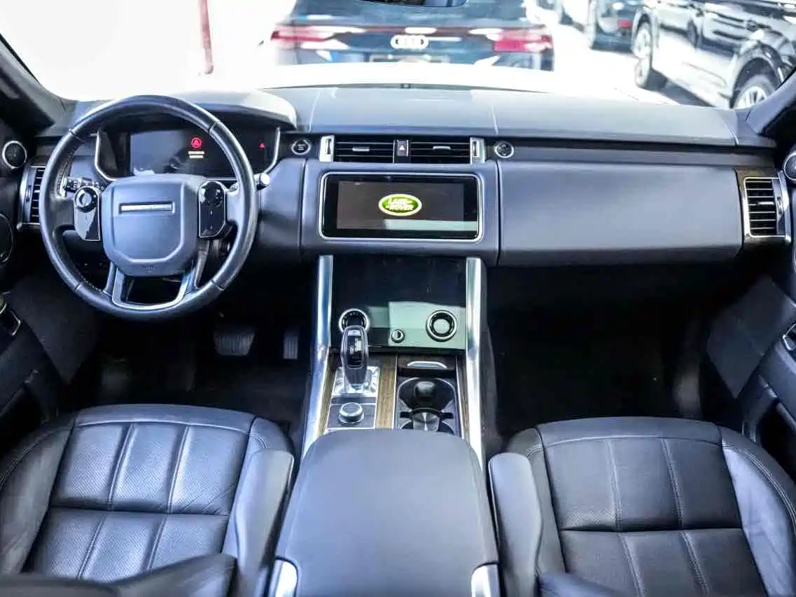 Land Rover Range Rover Sport PHEV 2018 Model P400e фото 8