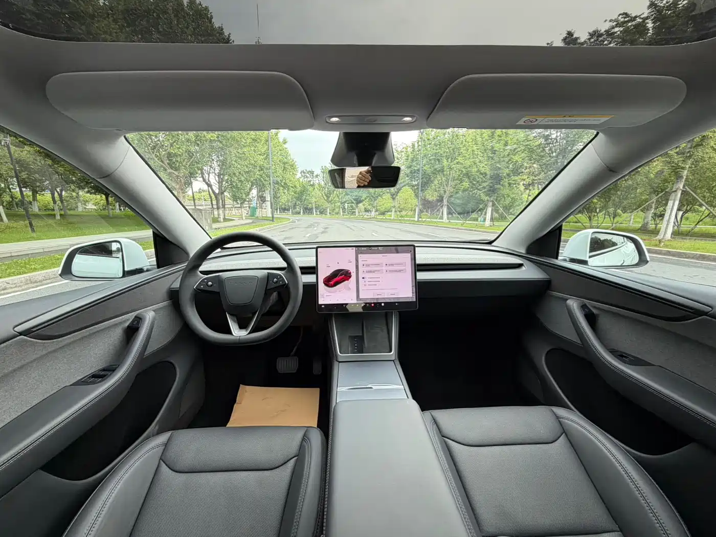 Tesla Model Y 2026 Long Range Rear-Wheel Drive фото 7