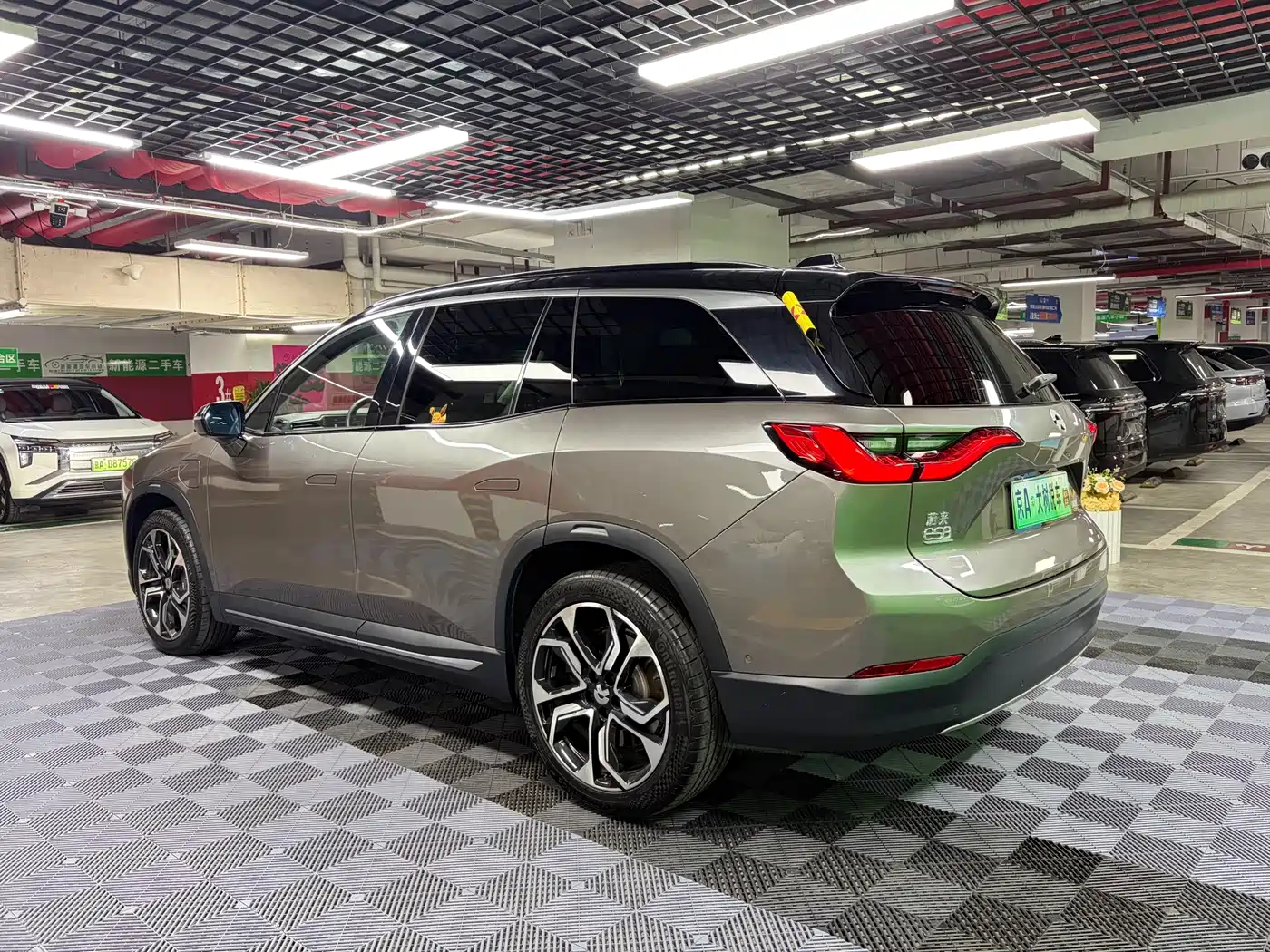 NIO ES8 2018 2018 Founder Edition