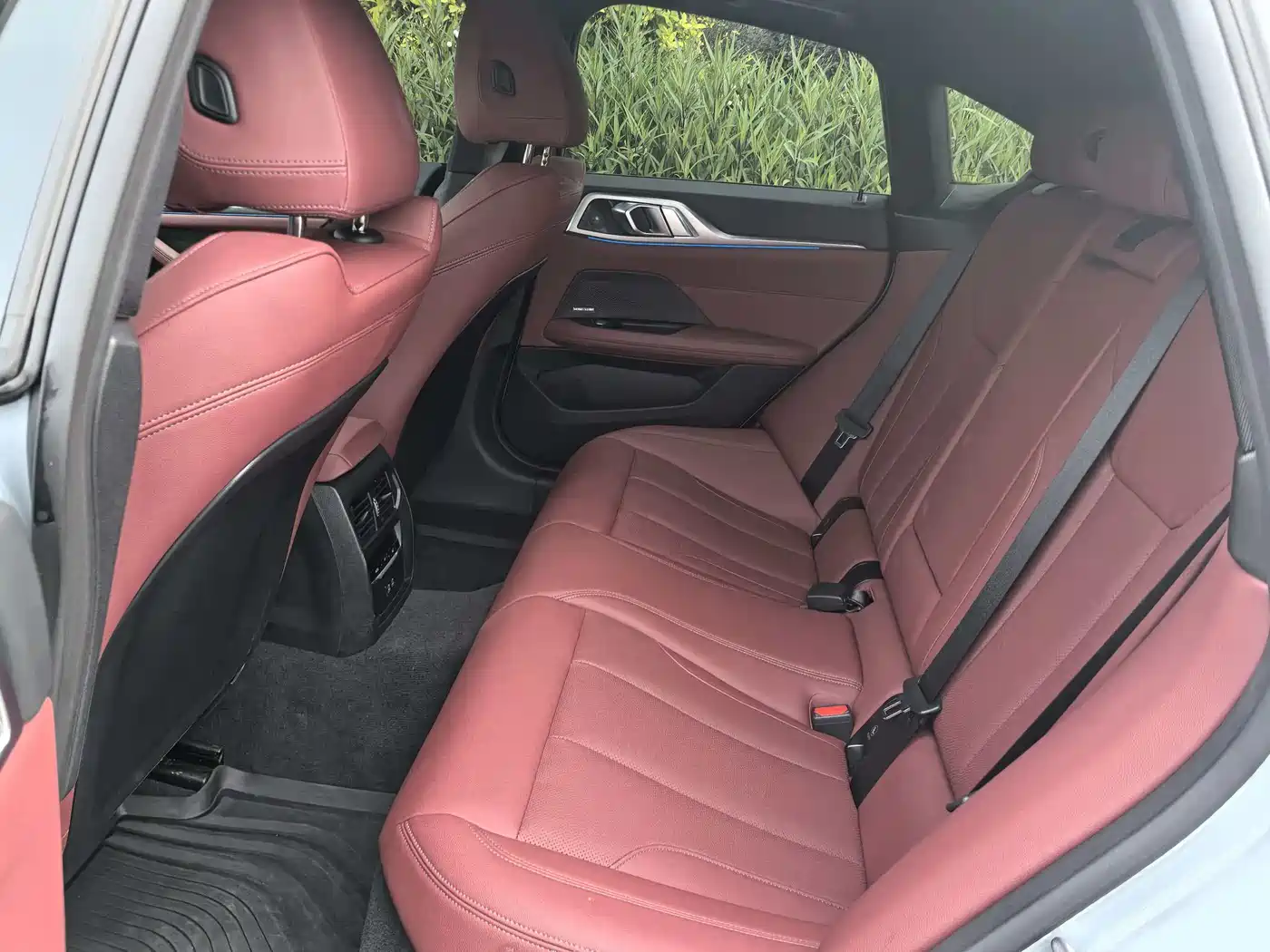 BMW 4 Series 2024 430i Gran Coupe M Sport Shadowline Package фото 11