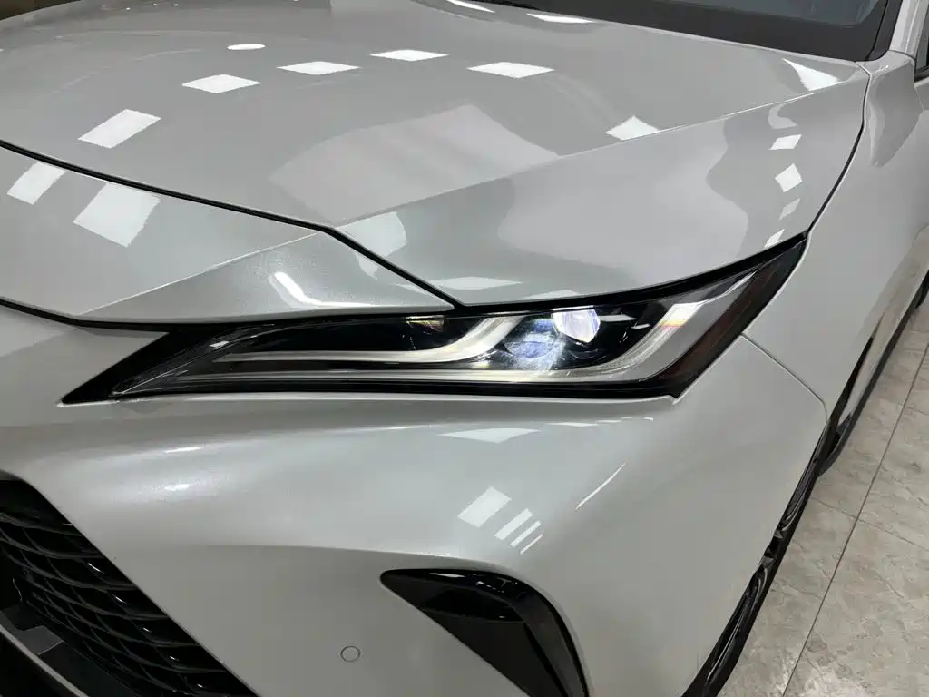 Toyota Venza 2022 2022 2.0L CVT 2WD Premium