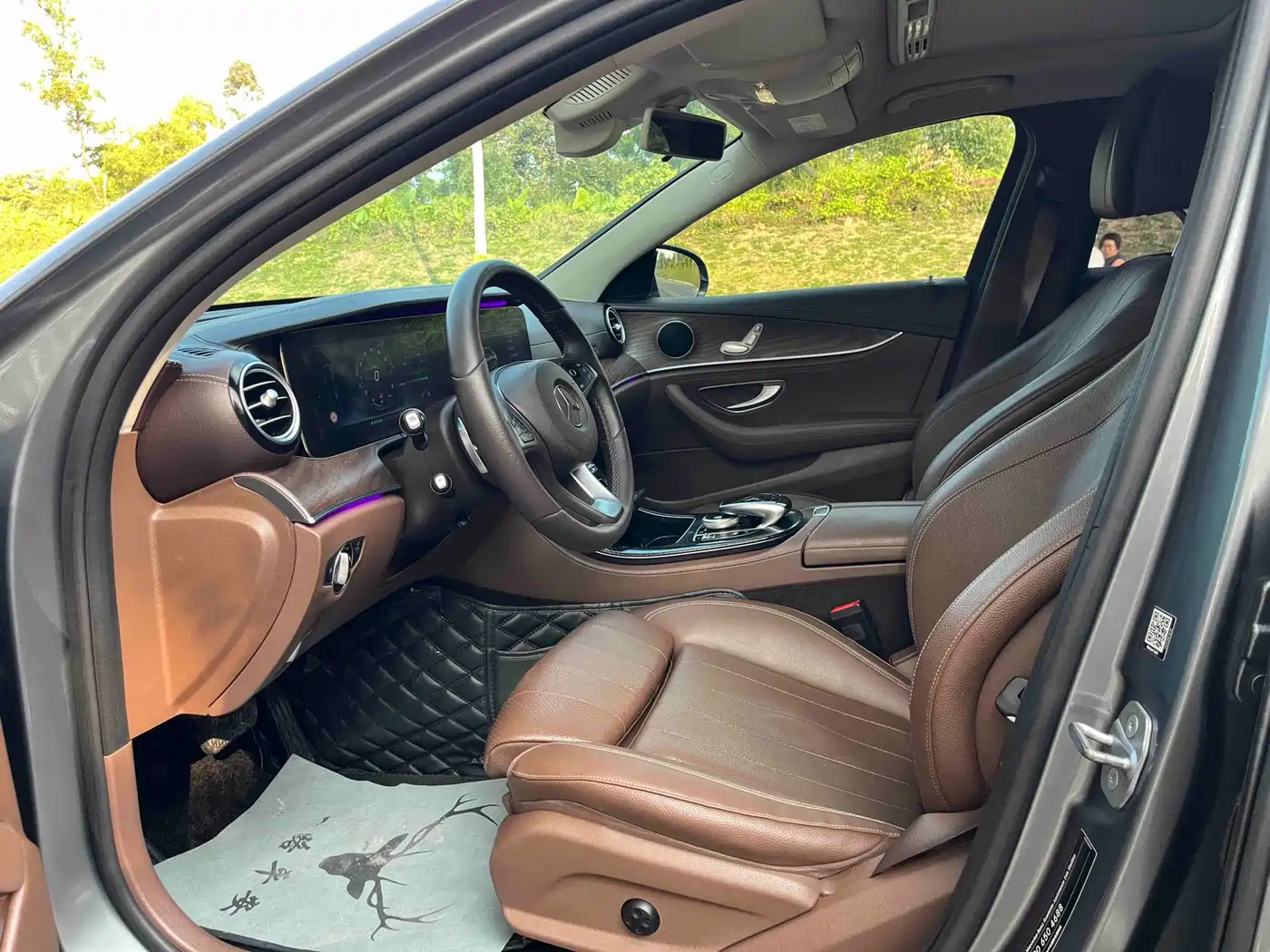 Mercedes-Benz E-Class 2016 E 200 L фото 4