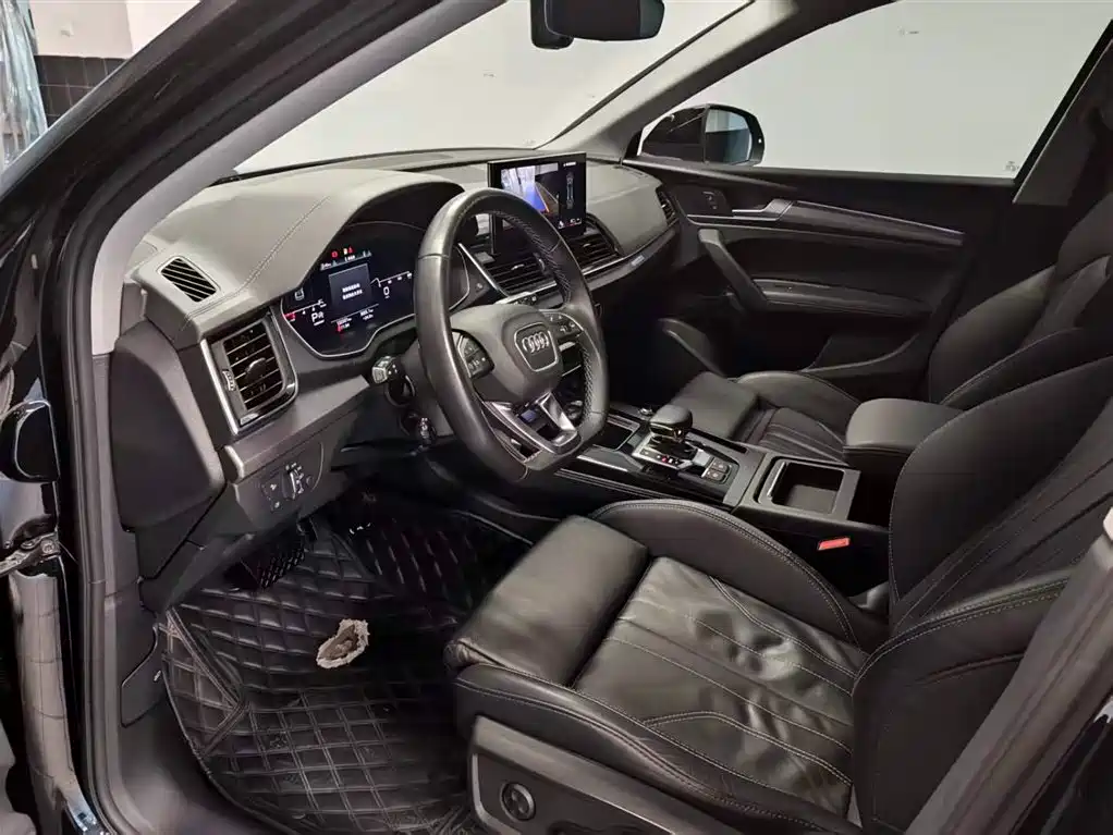 Audi Q5L 2022 Facelift 40T Luxury Dynamic фото 14